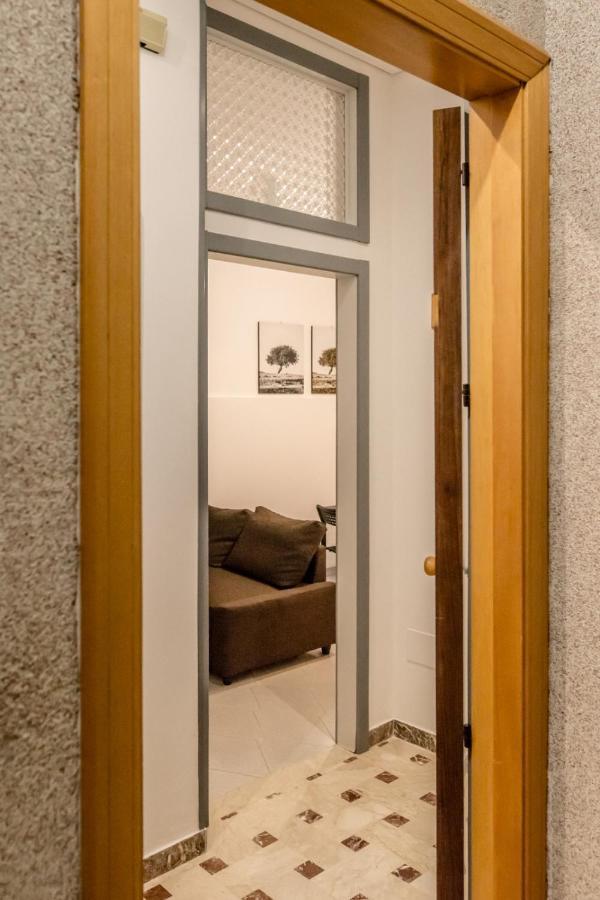 Carlentini House B&B コーミゾ エクステリア 写真